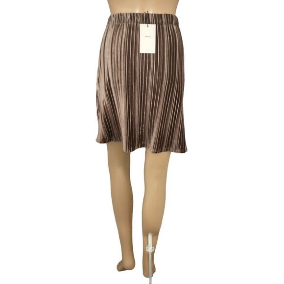 THML Velour Skater Skirt L Velvet Fairy Grunge Whimsigoth Elastic Waist Preppy - Picture 6 of 16